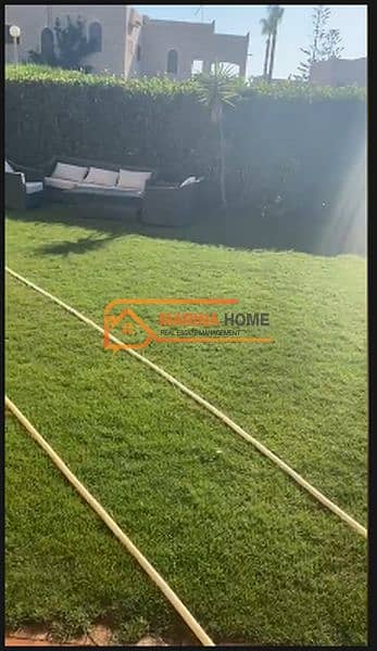 للبيع شاليه أرضي مميز في مارينا 4   الموقع: مارينا 4    إطلالة وحديقة: حديقة كبيرة جدًا – خصوصية كاملة 0