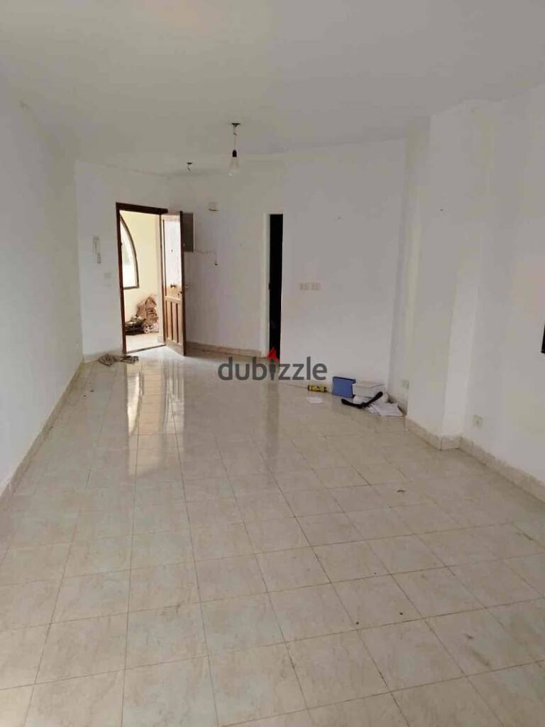 للبيع تم تنزيل السعر لسرعة البيع بمدينة الرحاب شقة 90م باسانسير 0