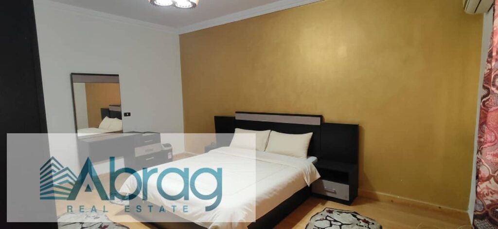 للايجار شقة مفروشة بالكامل بالتكييفات و المطبخ كمبوند حدائق الكونتيننتال الشيخ زايد 0