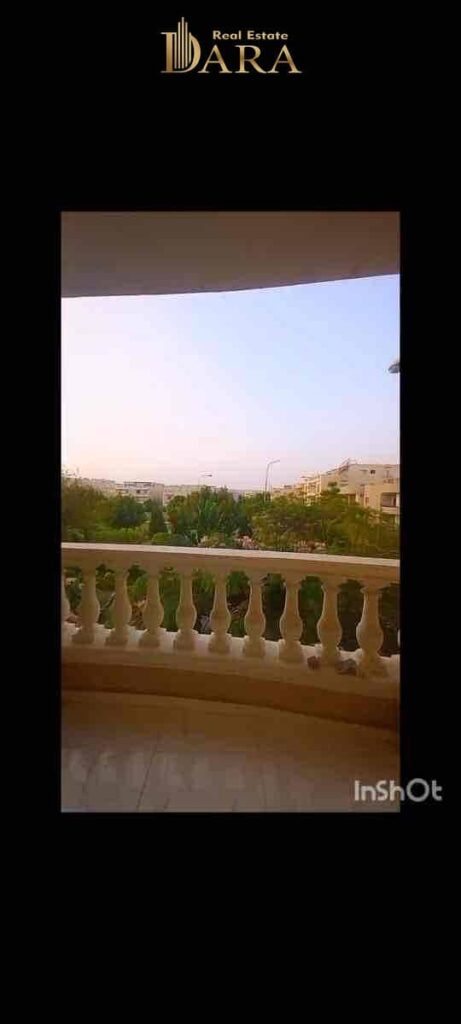 شقه للبيع الترا سوبر لوكس فى الحي الرابع فيلات لوكيشن مميز جدا 0