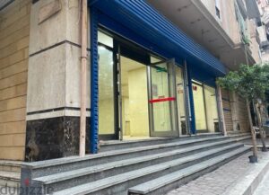 محل للإيجار في خالد بن الوليد 30,000 ج.م