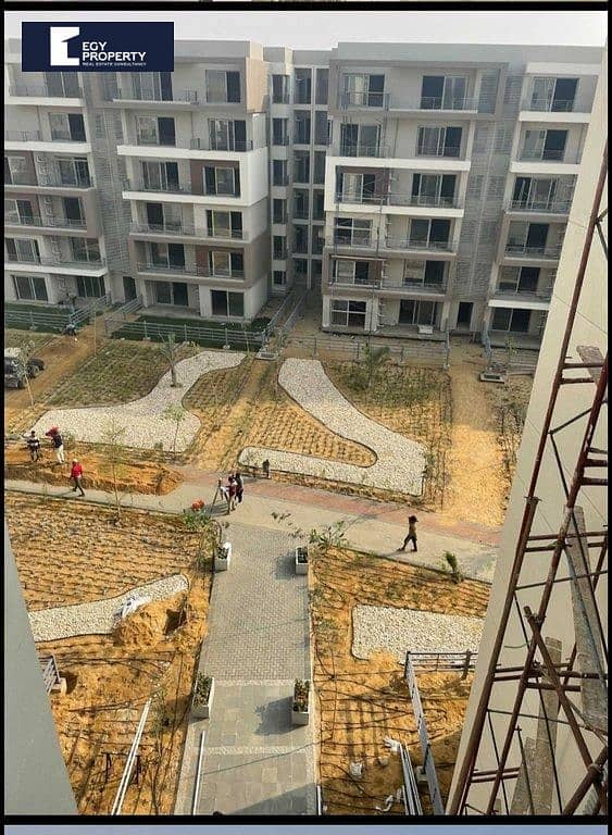 شقه للبيع 185م إستلام فوري موقع متميز في كمبوند بالم هيلز القاهرة الجديدة 0