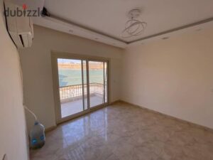 بنتهاوس للإيجار – تشطيب الترا سوبر لوكس كمبوند ستون ريزيدنس المساحة: 220 متر مربع 45,000 ج.م