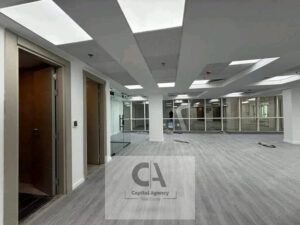 مكتب اداري للايجار 330م بمول مميز – متشطب بالتكيفات – التجمع الخامس 420,000 ج.م