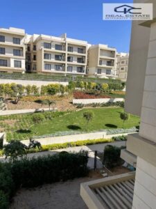 شقة بحري استلام فوري 180 م 3 غرف بمقدم و اقساط تشطيب سوبر لوكس بالتكيفات برايم لوكيشن في المراسم فيفث سكوير التجمع الخامس القاهرة الجديدة 12,300,000 ج.م