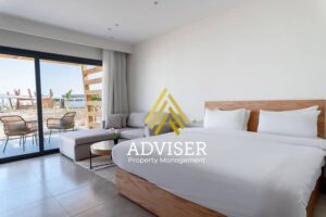 لقطة شاليه علي البحر بمقدم 10% للبيع في سوما باي الغردقة البحر الاحمر – Soma Bay Hurghada Red Sea 17,740,000 ج.م