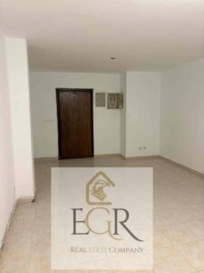 شقه ايجار ارضي بجارن فاضي الرحاب قانون بدون عفش 110م بجوار الجيت واي والخدمات 18,000 ج.م