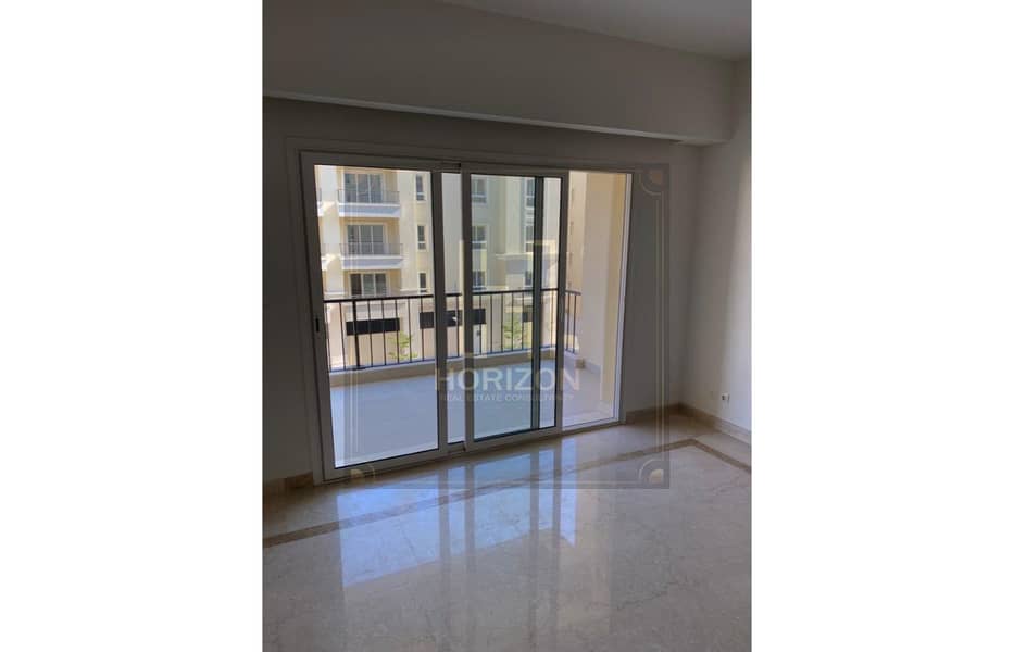 شقه للايجار نصف مفروش فى كمبوند ميفيدا  Semi-Furnished Apartment for Rent in Mivida Compound 0