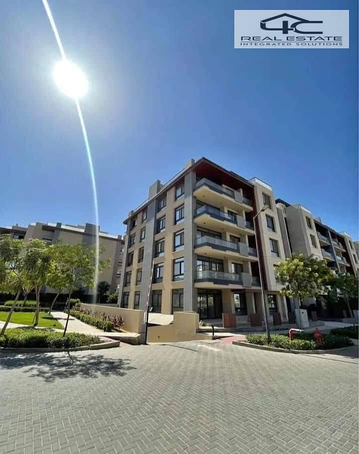 شقه استلام فوري في آزاد القاهرة الجديدة تلات غرف دايركت علي النادي برايم لوكيشن اوبن فيو مميزin Azad New Cairo بجوار الجامعة الأمريكية 0