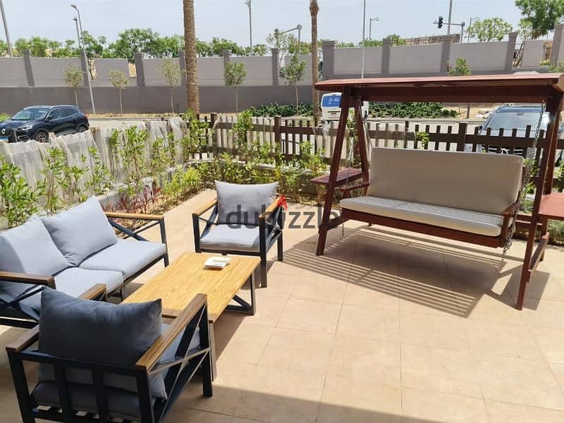 شقة أرضية مع حديقة خاصة للإيجار في كمبوند كايرو فستيفال سيتي (أورا) - القاهرة الجديدة 0