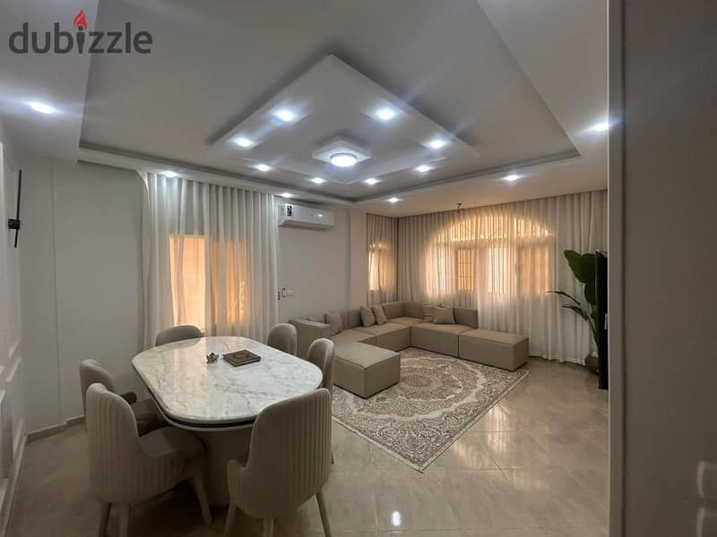 شقة للإيجار في القاهرة الجديدة NEW CAIRO المطبخ راكب ويوجد تكييفات 0