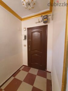 شقه للإيجار دور اول شارع شكري شفيق متفرع من ال ٢٧ 7,500 ج.م