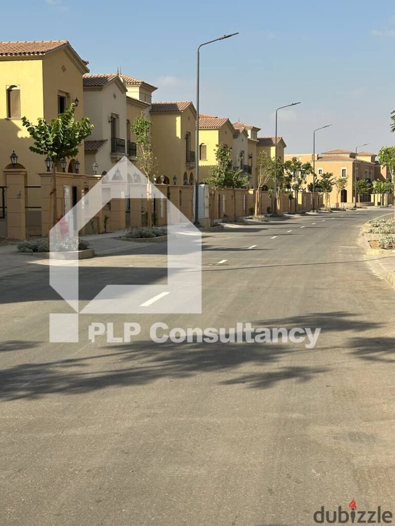 اقل سعر فيلا  ريسيل استلام فوري للبيع في كمبوند سيتي جيت التجمع بسعر لقطه City gate New Cairo 0