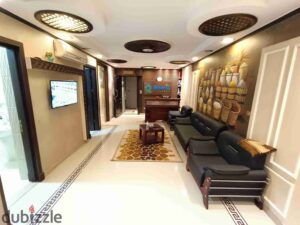 مقر رخصة إداري للإيجار 110م ( سموحة ـ ش مصطفي كامل مباشرة ) 25,000ج شهرياً 25,000 ج.م