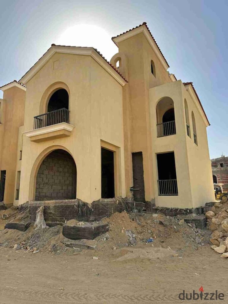 فيلا مستقلة للبيع في سراي – Cavana Lakes، القاهرة الجديدة - برايم لوكيشن سور في سور مع مدينتي 0