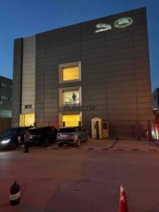 مصنع هندسي ملابس كيماوي منظفات مستحضرات يصلح نجارة وأثاث معادن للايجار في التجمع الخامس المنطقة الصناعية بالتجمع ايجار التجمع الثالث رخصة تشغيل وسجل صناعي KS 40,000 ج.م