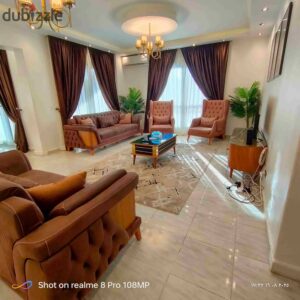 للايجار شقة مفروشة 43,000 ج.م