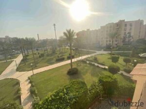 للايجار بالرحاب 90م مفروشه ومكييفه بالكامل فيو وايد جاردن 28,000 ج.م