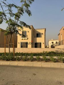 اقل سعر فيلا مستقله استلام فوري ريسيل للبيع في كمبوند سيتي جيت ديار القطرية بمرحلة جارنيت بالتجمع الخامس City gate New Cairo بالجولدن سكوير 33,300,000 ج.م