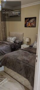 شقة 116م للإيجار المفروش في مدينتي B12 أستلام فوري جاهز للمعاينة – دور رابع – 3 غرف – تشطيب خاص – فيو جاردن 40,000 ج.م