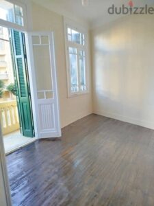 شقه للايجار بالازاريطه سكن او ادارى 18,000 ج.م