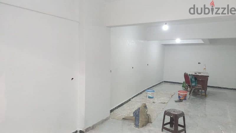 محل لقطة للبيع من المالك مباشرة فى شارع تجااارى حدائق المعادى 0