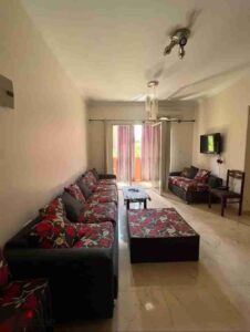 شقه للايجار مفروش في كومباوند روضة زايد – الشيخ زايد 18,000 ج.م