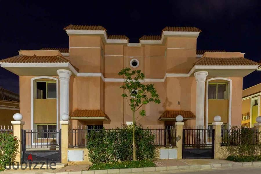 فيلا استلام فوري الشروق سور بسور معً مدينتي مساحه امبر من ٥٠٠متر 0