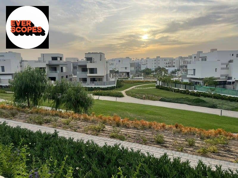 اي فيلا للبيع في كمبوند ماونتن فيو هايد بارك ب مقدم 15 %  وبالتقسيط حتي 8 سنوات ب موقع متميز علي  فيو لاند سكيب القاهره الجديده استلام فوري 0