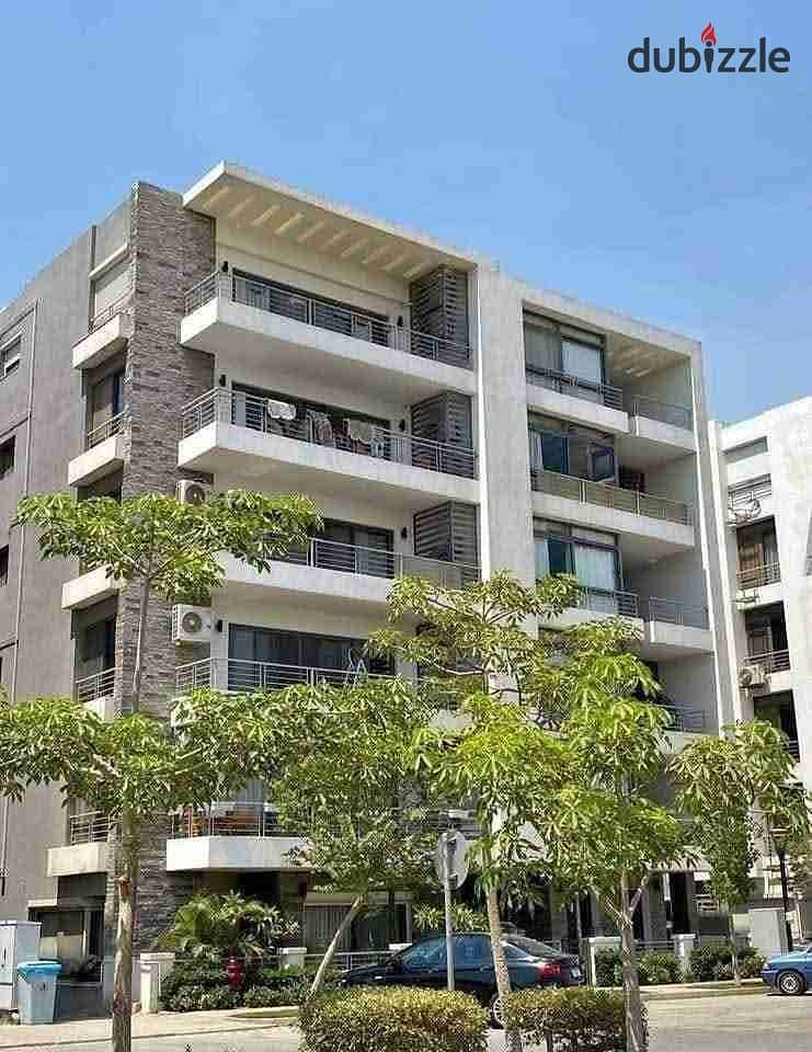 شقة استلام فوري كومبوند تاج سيتي مرحلة تاج سلطان القاهره الجديده مدينه مصر 0