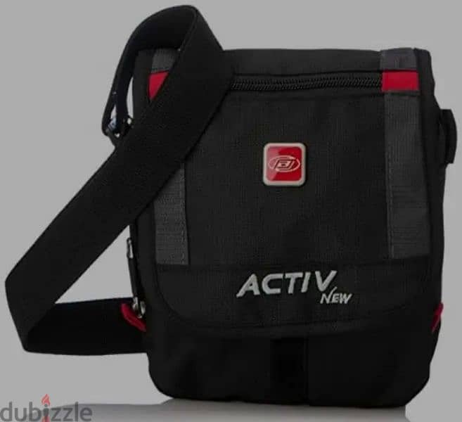 شنطه كروس حجم صغير ماركة اكتف 0