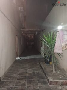 للبيع بيزمنت بفيلات المجاورة الخامسة بالتجمع الاول متشطب 4,500,000 ج.م