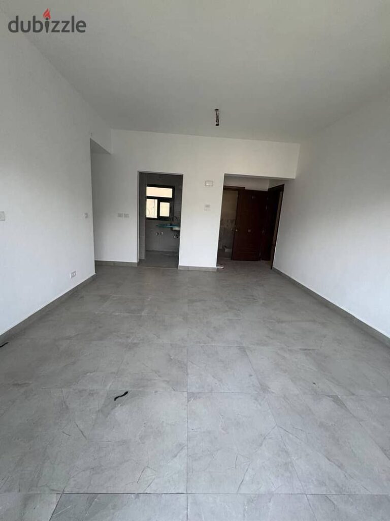 """شقه للايجار103 متر  قانون 0