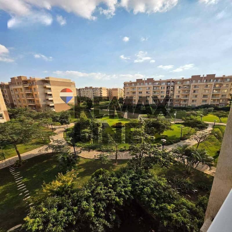 شقة لقطة للبيع بمدينتي | المرحلة B11 فرصة سكنية مميزة بتشطيبات سوبر لوكس وفيو مفتوح 0