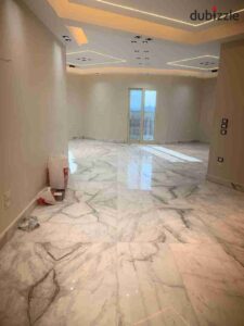 مكتب للايجار في مصر الجديده شارع رئيسي مساحه 220 مكيف بالكامل 60,000 ج.م