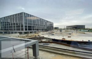 مكتب للإيجار، مجهز بأجهزة تكييف و مقسم برتشن 150,000 ج.م