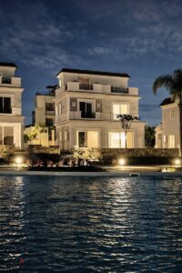 30,000,000 ج.م استلم الان فيلا مستقله 302م متشطبه الترا سوبر لوكس عالمفتاح ف كمبوند ماونتن فيو 4 بأكتوبر وقسط ع 10سنين