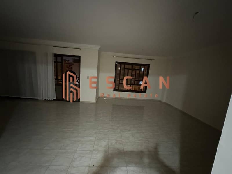 شقة ايجار 160 م فى الرحاب موقع مميز بالقرب من الخدمات وسيط من المالك مباشرة 0