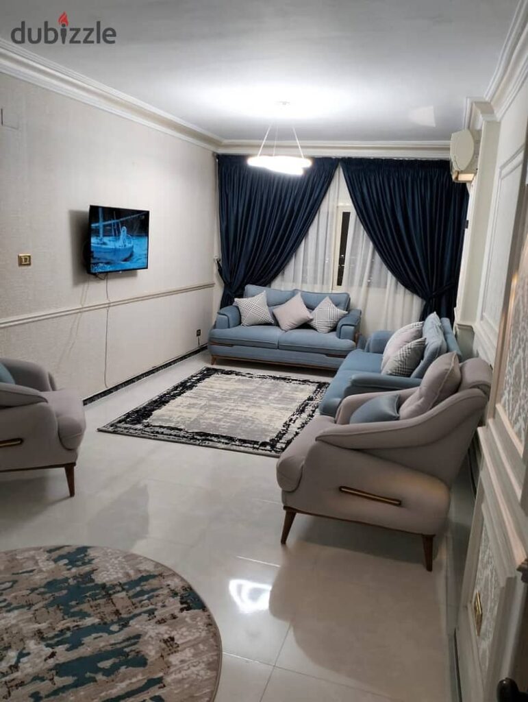 شقة مفروشة فندقية مكيفة بجوار سيتى ستارز للايجار اليومي والشهرى للعائلات متوفر مفروش فندقى موقع متميز في مدينة نصر 0