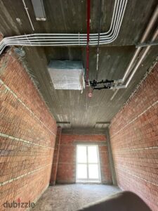 للإيجار محل تجاري 66 متر مجهز بالتكييفات يصلح للفرانشيز في الشيخ زايد الحي ال 16 امام مول مزار مباشرة 39,600 ج.م