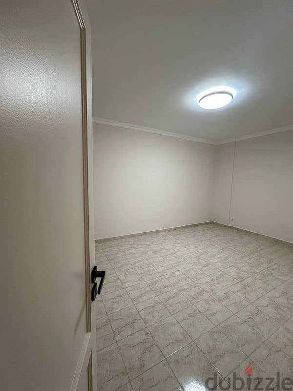 للبيع شقه تشطيبات خاصه في الرحاب 2 بحري 0