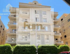 شقة مميزة بسعر لقطه ثاني صف من لتسعين وبالقرب من ديار 5,200,000 ج.م