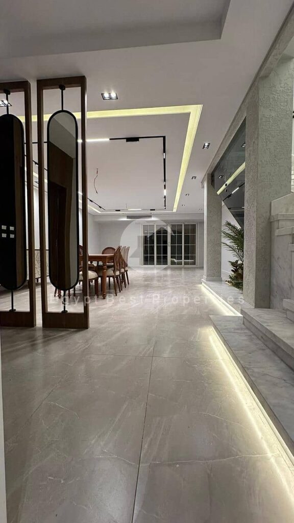 فيلا مشطبة الترا سوبر لوكس يالتكييفات والمطبخ للبيع استلام فوري في ليان صبور التجمع الخامس Layan sabbour فيلا متشطبة للبيع في التجمع 0