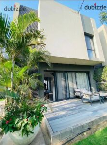 لسرعه البيع فيلا بنصف الثمن ( جاهزه للمعاينـه ) فى كمبوند البروج بالشروق امام المركز الطبى برايم لوكيشن بأقل من سعر السوق 13,000,000 ج.م