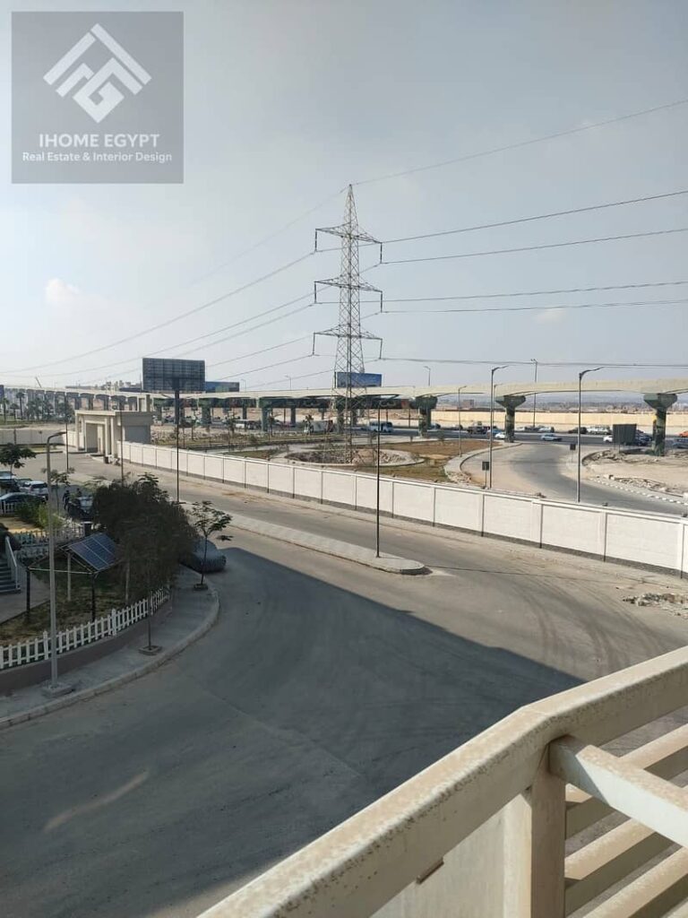 شقة للإيجار أول سكن تشطيب الترا سوبر لوكس في كمبوند الخمائل المرحلة الرابعة موقع مميز قريب من البوابة 168 متر دور ثاني  تقسيمه (3 غرف نوم  -2  حمام ). 0