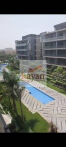 33,000 ج.م شقه للإيجار فى كمبوند الباتيو أورو بالمطبخ و تكييفات