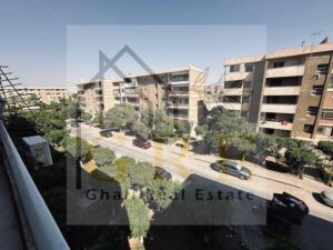 للايجار مفروش شقه فى اكتوبر الحي المتميز 12,000 ج.م