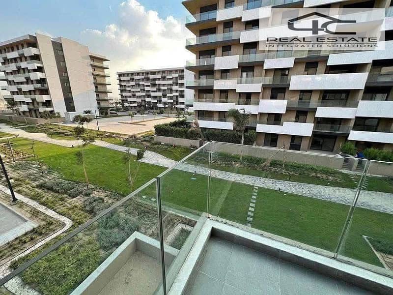 شقة 182م متشطبه، للبيع في البروج بالقرب من التجمع الخامس، special view , موقع مميز في القاهرة الجديدة، بالقرب من مدينتي 0