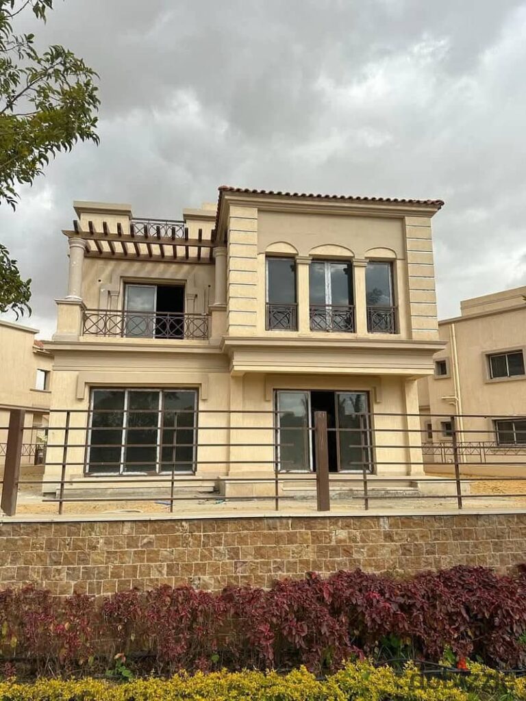 للبيع فيلا C3 مدينتي استلام 6 شهور بسعر ممتاز لسرعه البيع 0