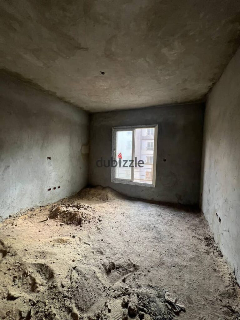 شقة مميزة للبيع بكمبوند جامعة القاهرة على وصلة دهشور – موقع وإطلالة مباشرة 0